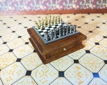 Miniature Chess Set with Metal Magnetic Chess Pieces and Storage Drawer 1:12