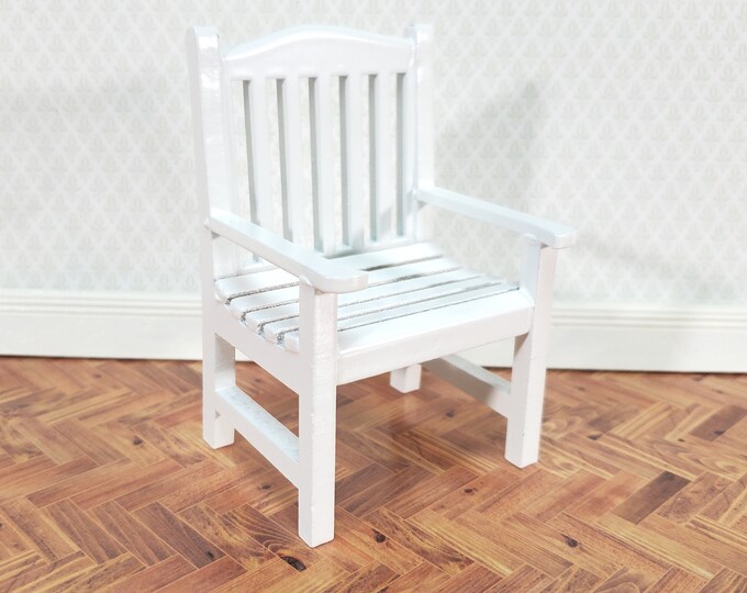 Half Inch Scale Miniature Furniture Melody Jane Dollhouse White Bistro Set - 1:24 Scale Garden Patio Table & Chairs Miniature Furniture Adjustable Brake Levers
