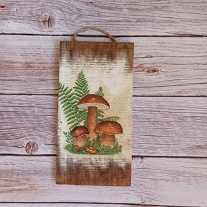 Porcini King Bolete Mushrooms, Wall décor on reclaimed barn wood, Herbs and spices rustic décor, Country décor, Kitchen plank with mushrooms