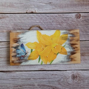 Tavola di narciso, decorazione da parete per cucina, narciso primaverile, arte dei fiori della foresta, targa per soggiorno, cartello in legno, narciso giallo su decorazione in legno