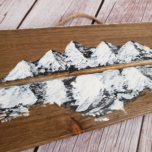 Original acrylic painting, Mountain scene wall plank, Snowy mountain painting, Mountain wall décor, Cabin wall art, Art plaque, House decor