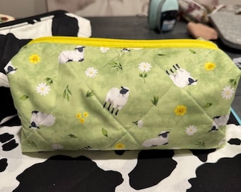 Bags with mystery scoop