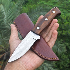 Bushcraft Knife with Sheath | Handmade Hunting knife | Camping Knife | Survival | EDC | Utility Knife | Skinning Knife | Gift for Men/BF