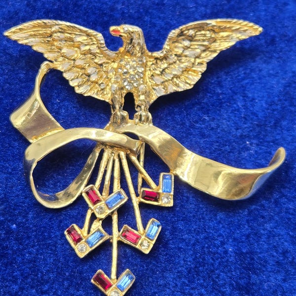 COROCRAFT STERLING Victory EAGLE Furclip