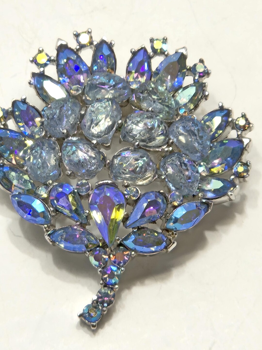 TRIFARI Blue ETOILE FLOWER Brooch - Etsy