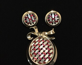 CROWN TRIFARI Criss Cross Furclip and Earrings