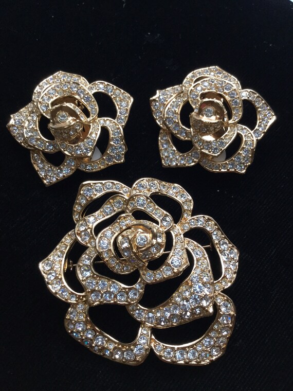 ELIZABETH TAYLOR PAVE Rose Brooch and Earrings