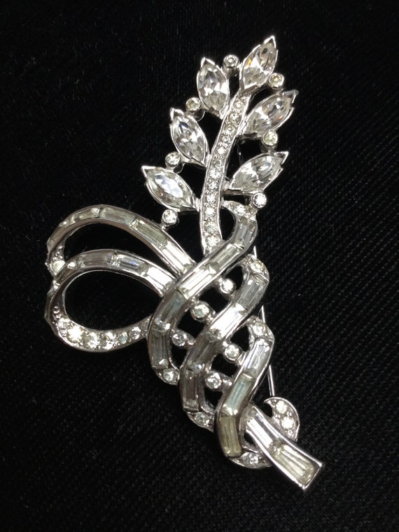 MAZER DIAMANTE FLORAL Brooch