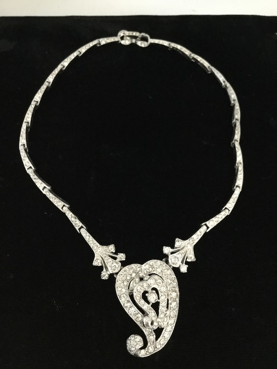 GORGEOUS 40’s DIAMANTE HEART unsigned? Necklace