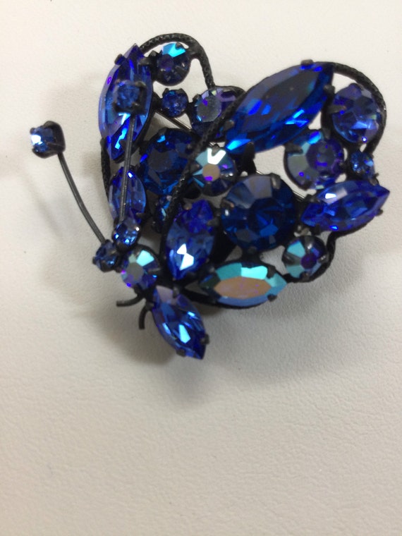 REGENCY CARIBBEAN BLUE Butterfly Brooch Gem