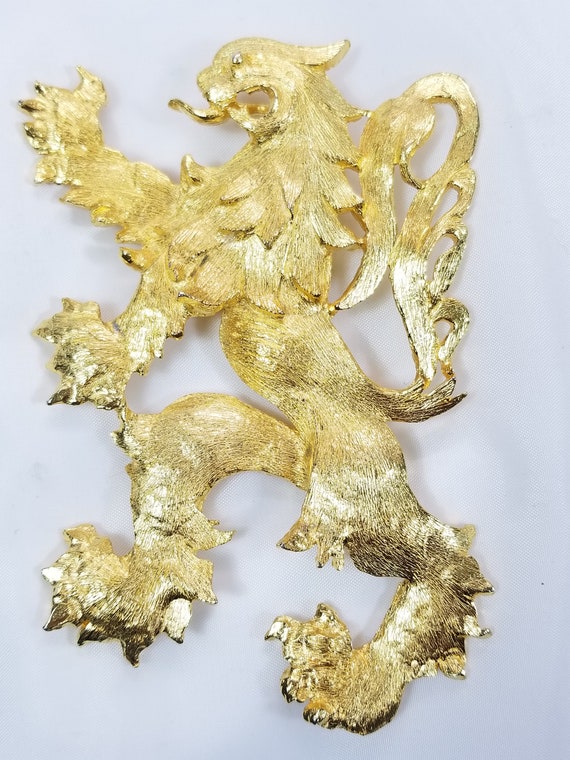 CADORO Vintage LION RAMPANT 3-D Brooch/Pendant