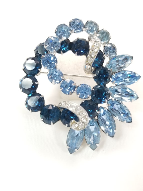 EISENBERG SAPPHIRE and Crystal Blue Brooch