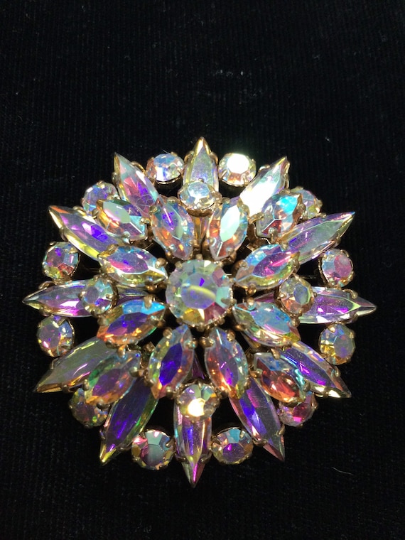 AB STARBURST BROOCH