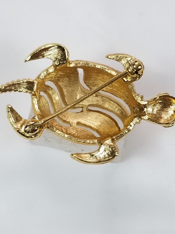 TRIFARI GOLDEN TURTLE Brooch - image 5