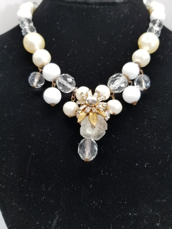 DeMario CRYSTALS,PEARLS and Molded Glass FLOWER Ne