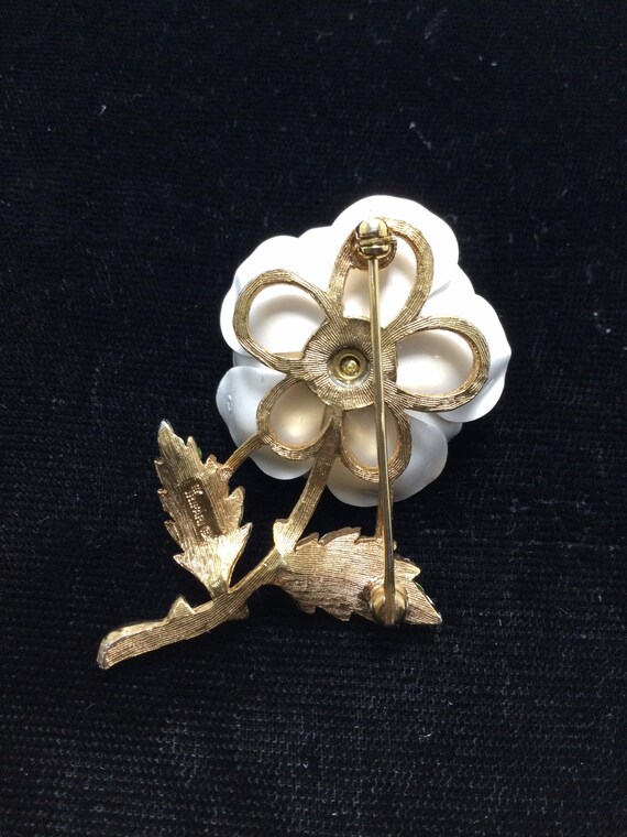 TRIFARI ENAMELED White Rose Brooch - image 5