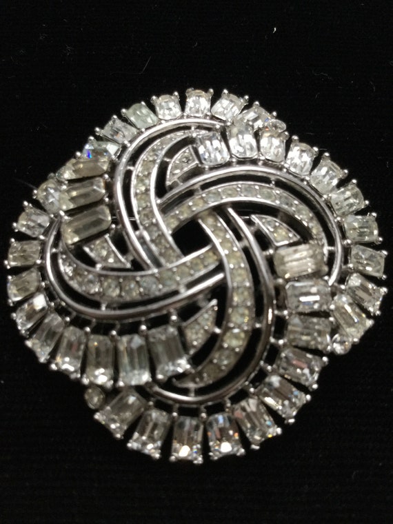TRIFARI ATOMIC SWIRLS Brooch