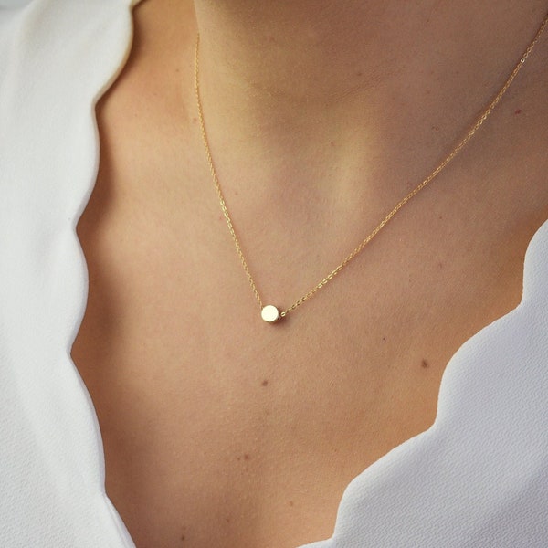 Gold Dot Necklace, Tiny Disc Necklace, Delicate Flat Circle Necklace , Thin Gold Chain, Every Day Necklace, Minimal Small Gift for Her AD008