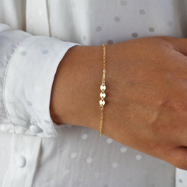 Dainty Gold Filled Discs Bracelet: Three Sisters, Friendship Jewelry