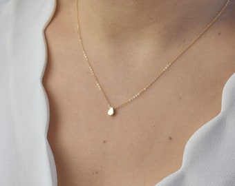 Tiny Gold Drop Necklace, Dainty Teardrop Necklace, Layering Necklace, Simple Gold Necklace, Elegant Minimal Silver Gift for Daughter AD099