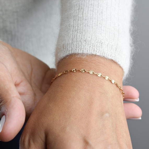 SARA Starburst Chain Bracelet for Bridesmaids Gifts, 14k Gold Filled Bracelet, Dainty Sunburst Chain Jewelry, Minimalist Gift for Her AD308