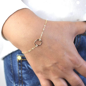 14k Gold Filled Karma Bracelet, Dainty Circle Eternity Bracelets, Silver Hammered Ring Friendship Jewelry, Best Friends Forever Gifts AD242