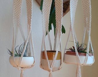 Plant Hanger Macrame, Modern Planter, Macrame Plant Hanging, Boho decor, Wall Hanging Planter, Housewarming Gift, Small Plant Hanging