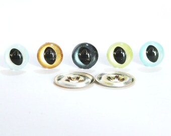 *DOMED GLASS SPOOKY EYEBALL* Stud 14mm SP Earrings HALLOWEEN White Green Eye