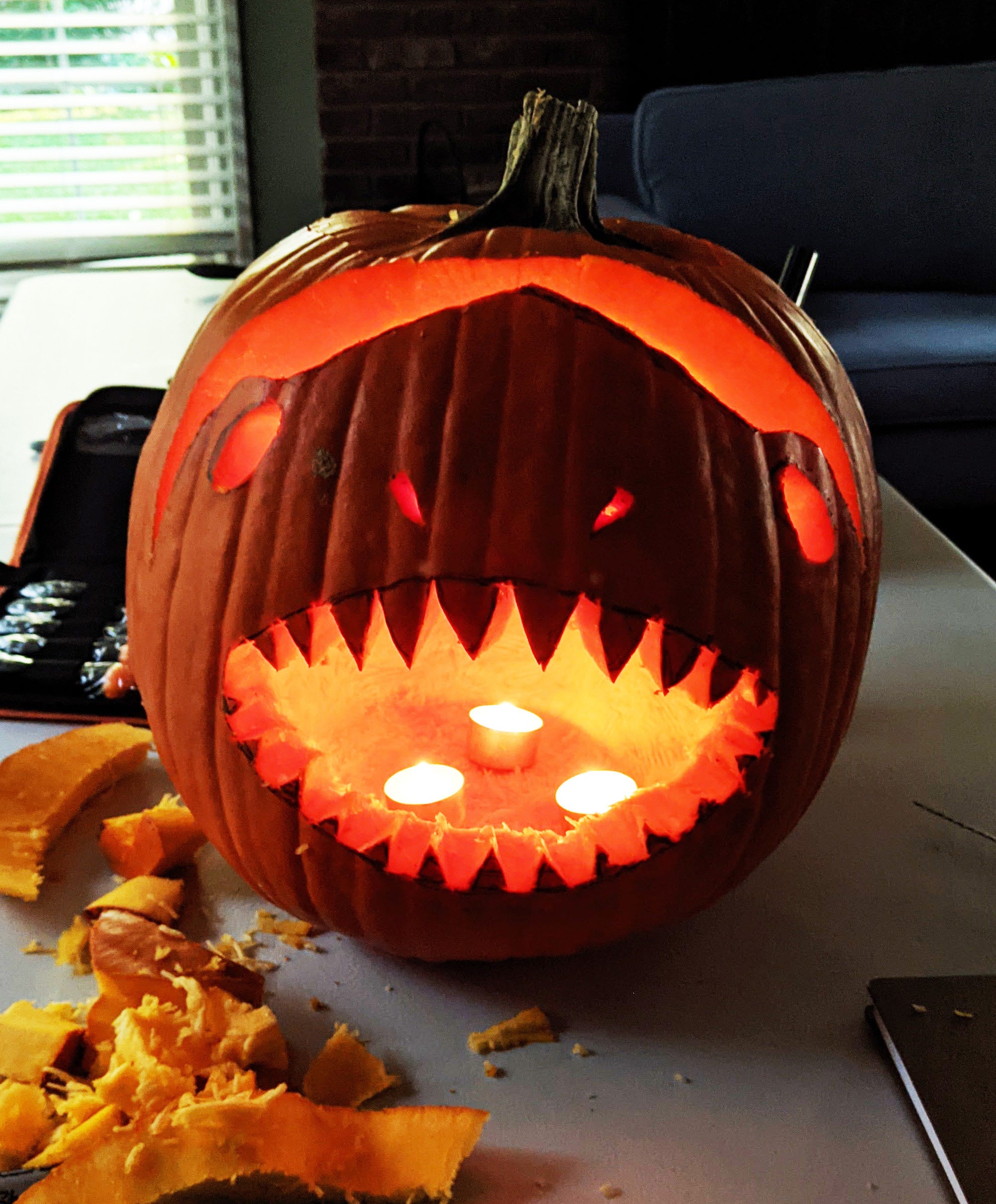 Shark Pumpkin Stencil shark-pumpkin-stencil