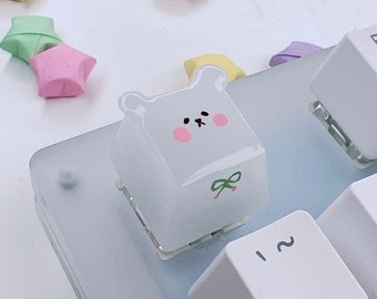 Keycap artesanal Milk the Bear: acessório de teclado artesanal kawaii