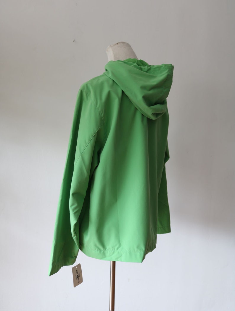 Pockets Hooded 90/'s Vintage Pale Green Windbreaker -Raincoat Unisex Plain Simple Basic 90/'s Windbreaker Rain Jacket Spring Coat