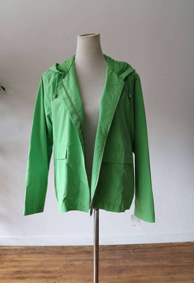 Pockets Hooded 90/'s Vintage Pale Green Windbreaker -Raincoat Unisex Plain Simple Basic 90/'s Windbreaker Rain Jacket Spring Coat