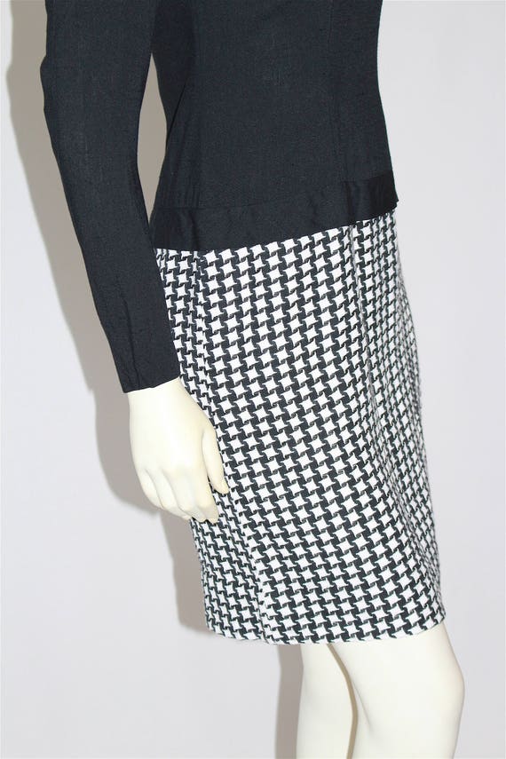 Vintage Clothing • 1960's Women's Dresses • Mod D… - image 4