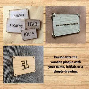 personalization of the wooden plaque of the Small Recycled Canvas Crossbody Purse