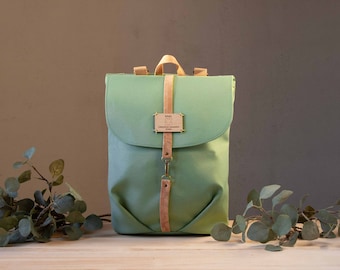Stylish Vegan Canvas Backpack for Women - Eco-Friendly & Sustainable