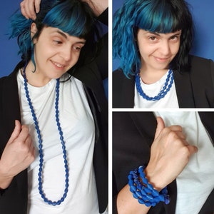 Gioiello di carta con mezzi cristalli, Collana lunga leggera, Collana dichiarazione, Gioielli flessibili, Collana piegata, Doppio girocollo