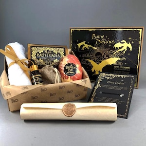 Personalised Dragon Egg Bath Bomb Gifts for Friends, Bathe with Dragons Gifts for Girlfriend, Secrets from the Realm Self Care Gift Set
