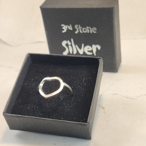 Open heart ring in sterling silver - UK size M/N