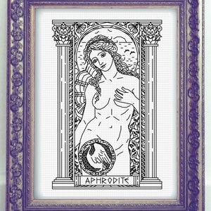 Op de afbeelding: Zwart-witte lijntekening van Aphrodite, de Griekse godin van de liefde en schoonheid, die in een deuropening staat met een duif aan haar voeten. De tekst "APHRODITE" staat onder haar.