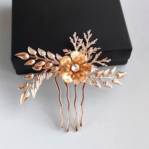 Gold leaf bridal hair comb for bride, Brass leaf hair piece, Bridal hairpiece, Wedding hair accessories for women long hair