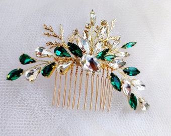 Emerald green and gold hair comb, Bridal comb with emerald crystal and branch for bride, Green prom headpiece