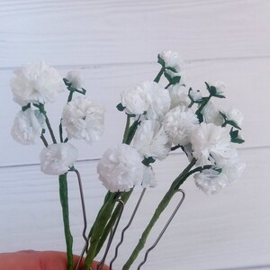 Wedding white gypsophila hair pins, Small floral hairpin Babys breath hair Bridal headpiece for Bride Bridal hair piece
