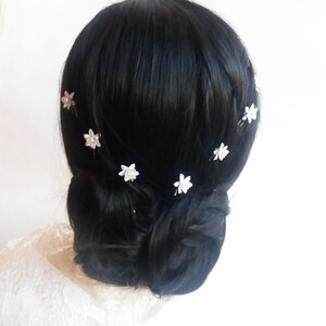 Wedding gypsophila hair pin, Small white flowers hair pins Babys breath hair piece