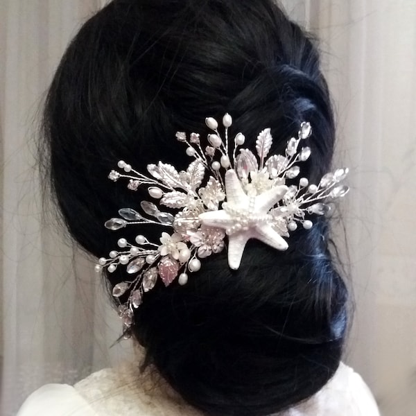 Beach wedding hair comb with natural starfish. Bridal mermaid hairpiece, pearl hair comb, Wedding hair piece for the bride