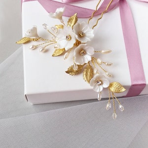 Épingle à cheveux de mariage avec feuille dor, fleurs blanches et cristaux, Pièce de cheveux de mariée pour la mariée, Cadeau de demoiselle dhonneur BR-116 image 9