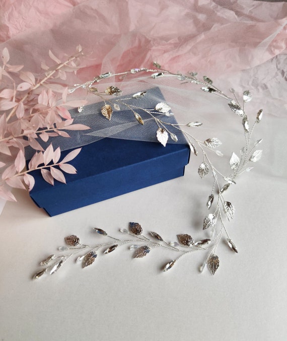 Bridal Hair Vine, Elegant Silver Hairpiece for Bride  display picture 2
