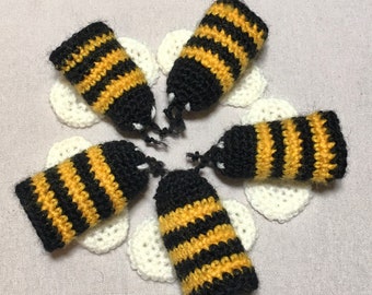 Bee finger puppets
