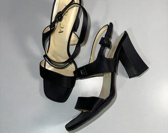 Prada vintage zwart satijnen sandalen - maat 38,5 EU - gemaakt in Italië