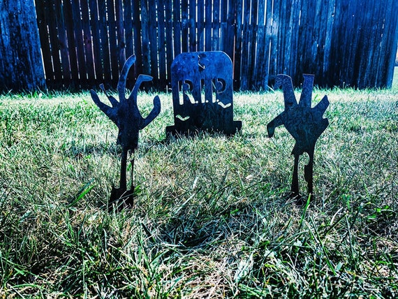 Zombie Hand Yard Art Zombie Hands Halloween Yard Decor Etsy