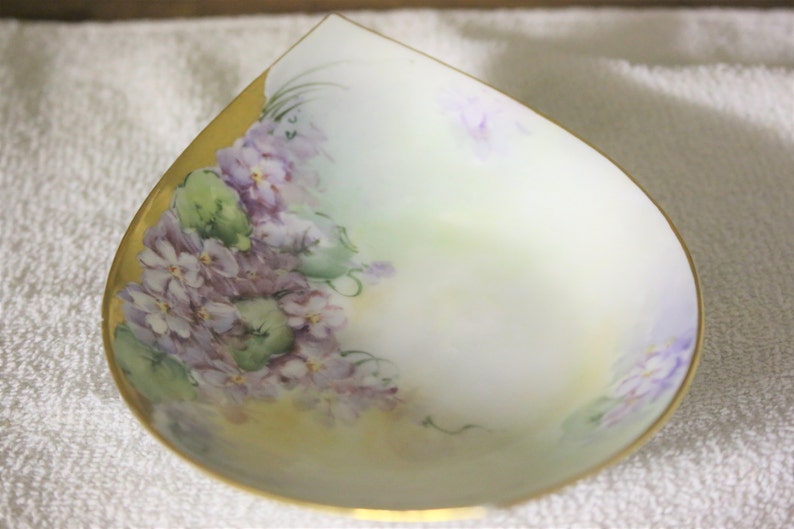 Vintage Beautiful Bavaria Curio Plate circa 1905 Hand Painted Purple Trail of Forget-Me-Nots Stouffer Artist C.E.